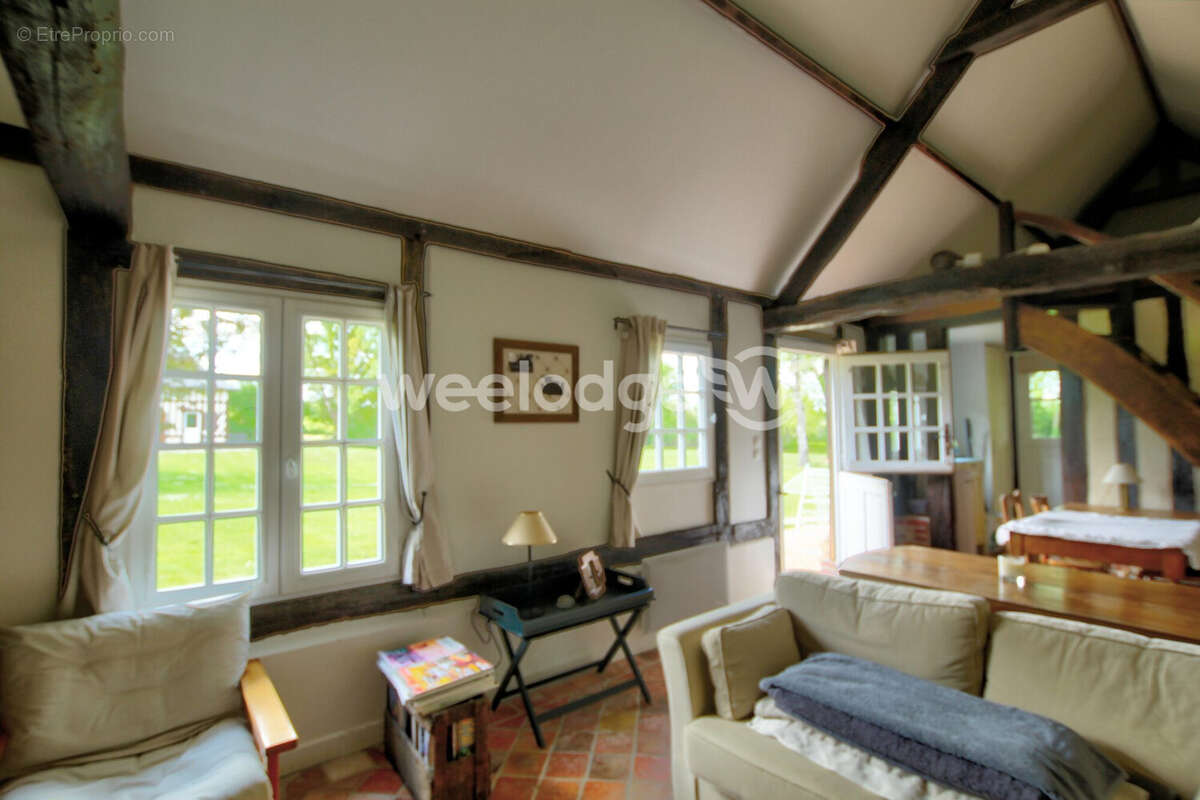 Maison à PONT-L'EVEQUE