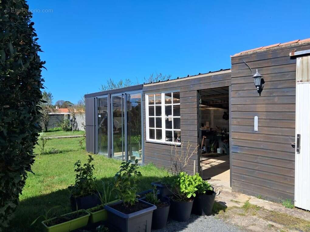 Maison à BOUIN