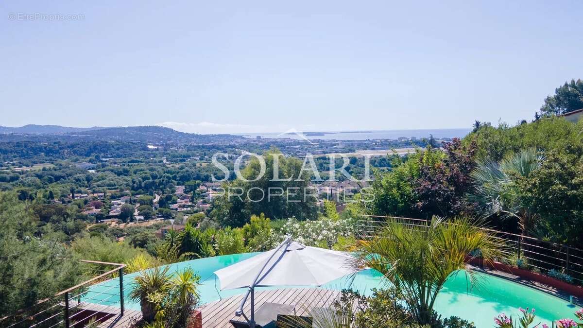 Villa de 300 m² avec piscine et vue mer - photo 2