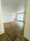 Appartement à BAGNOLS-SUR-CEZE