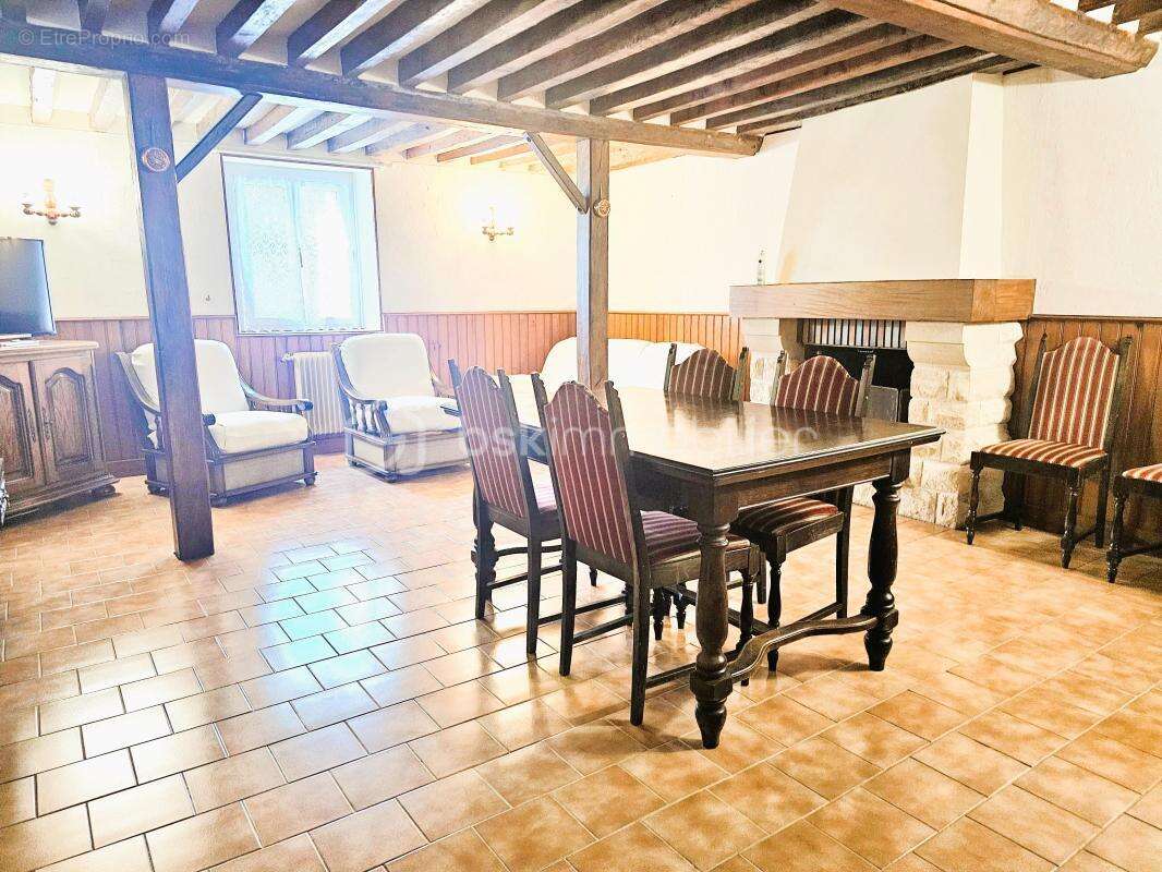 Maison à CAMBES-EN-PLAINE