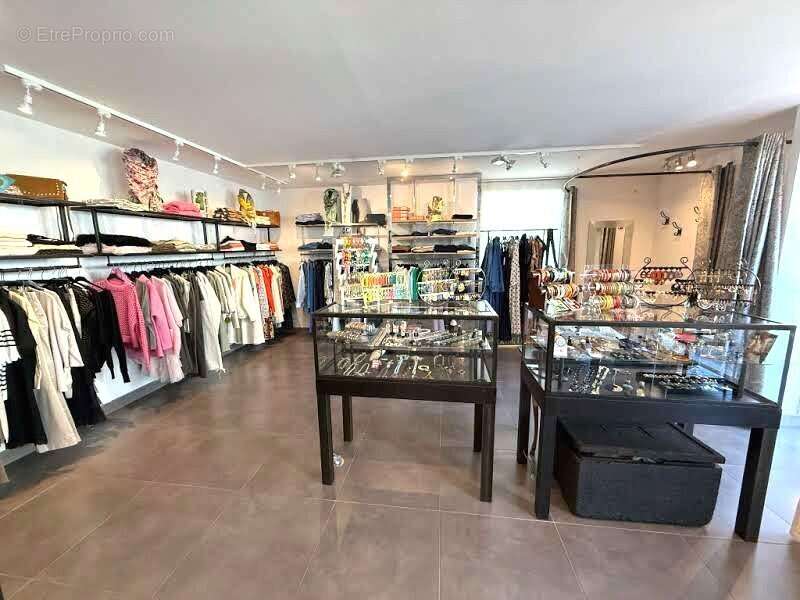 Autre à SAINT-ISMIER