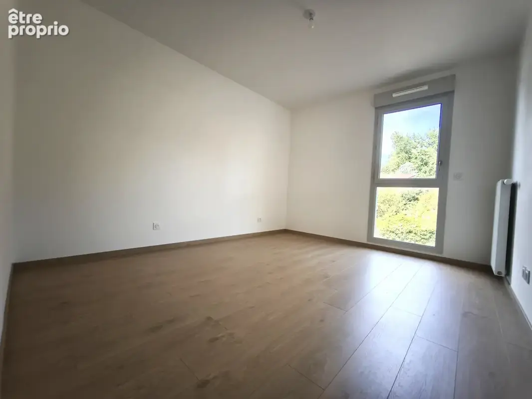 Grand T3 très récent et immeuble sécurisé - photo 6