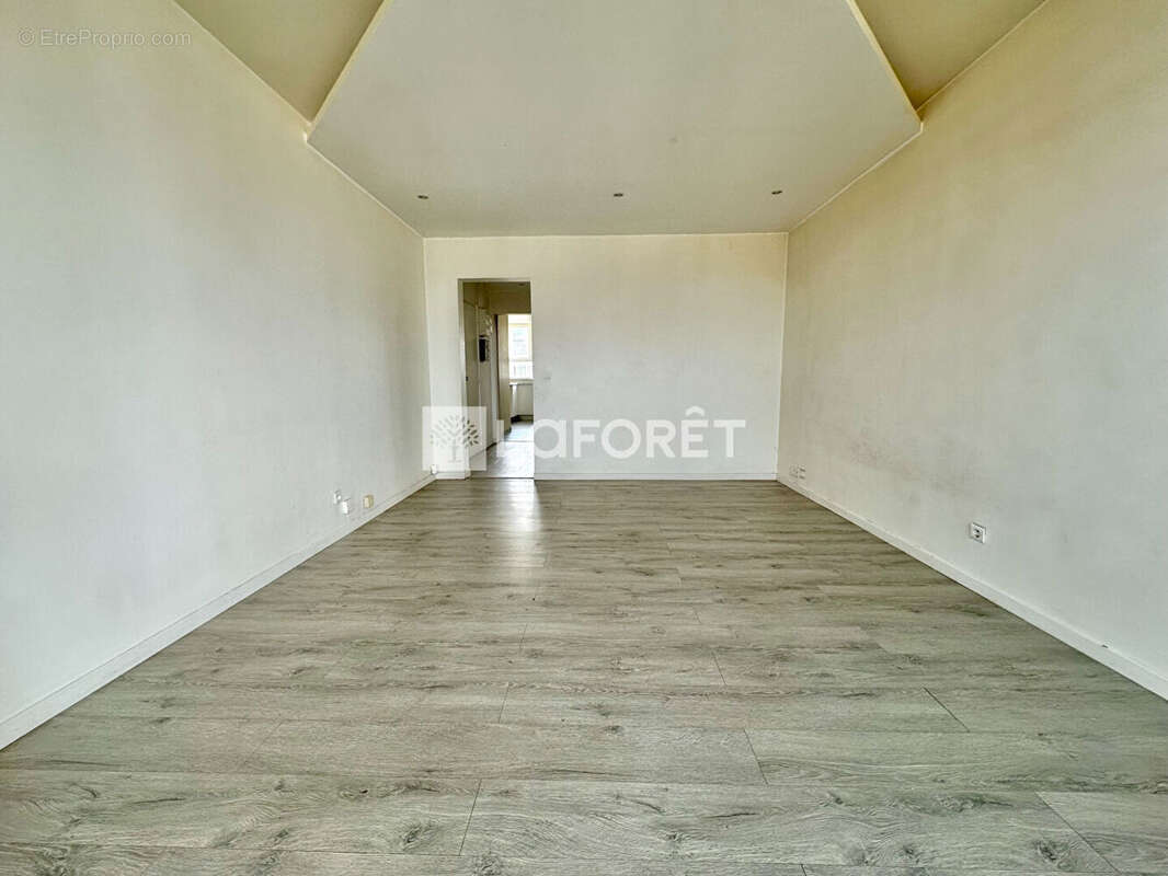 Appartement à VILLEMOMBLE