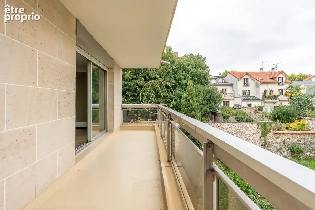 Appartement à LE PERREUX-SUR-MARNE