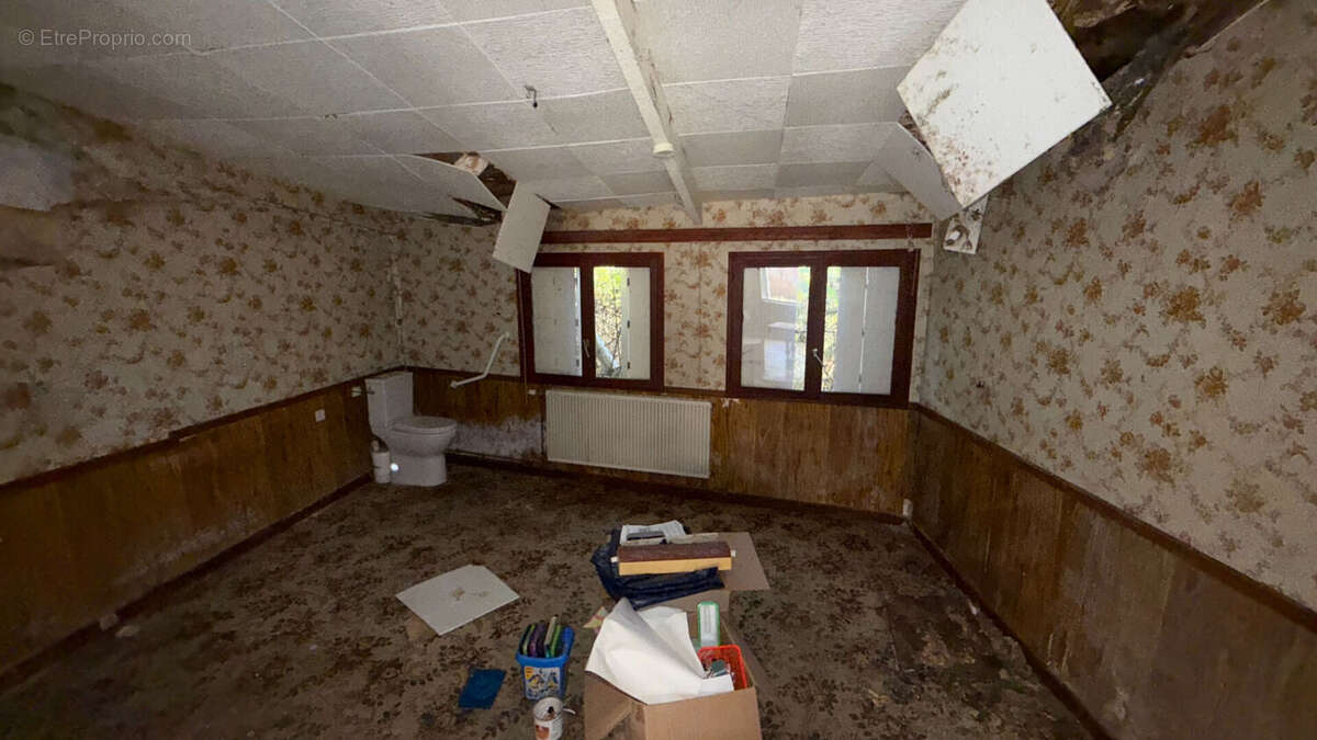 Maison à SAINTE-FEYRE