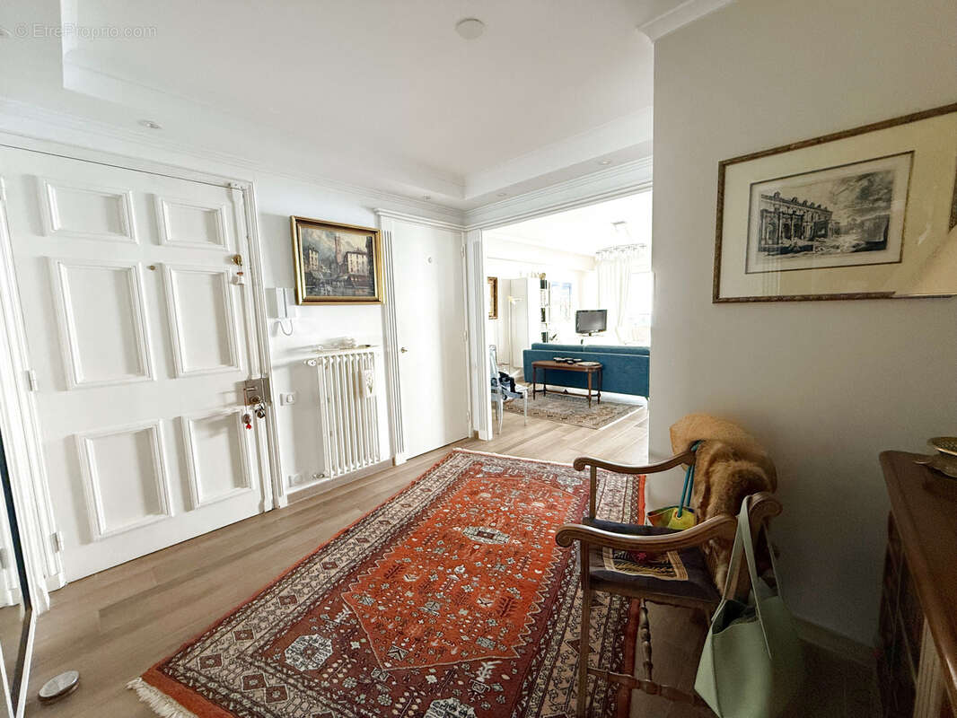 Appartement d’exception avec vue mer   Cannes, secteur Croix des Gardes - photo 2