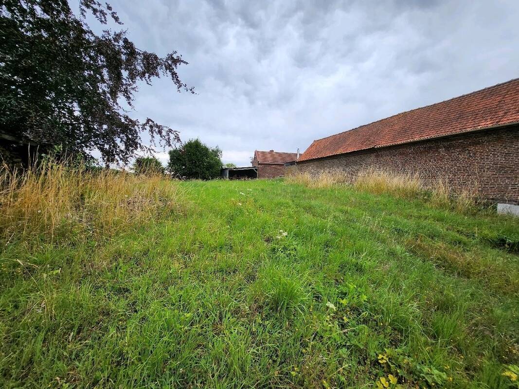 Terrain à BUCQUOY