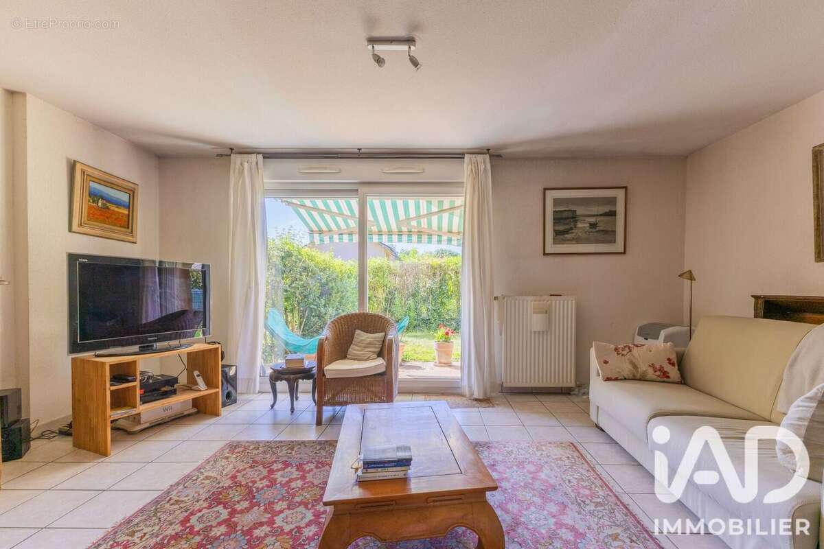 Appartement 66 m² à Bassens  - photo 2