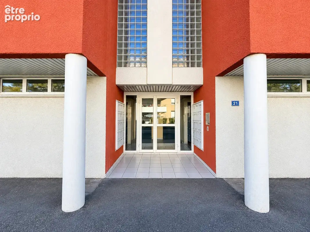 Studio lumineux 21 m2 avec balcon, parking et cave   Proche Faculté - photo 10