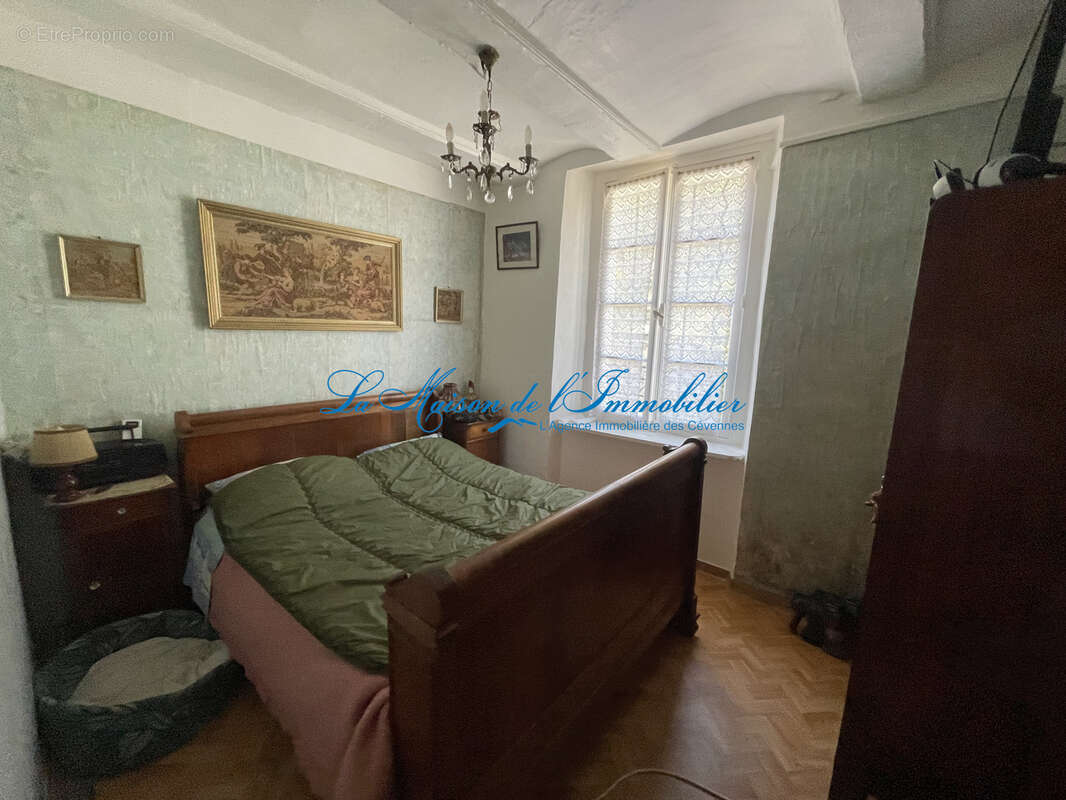 Vallée Borgne, ensemble immobilier de 4 appartements avec cour et terrain non attenant - photo 8