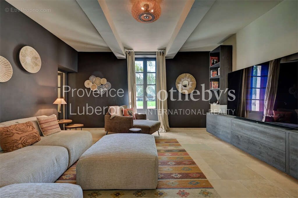 Maison à ROUSSILLON