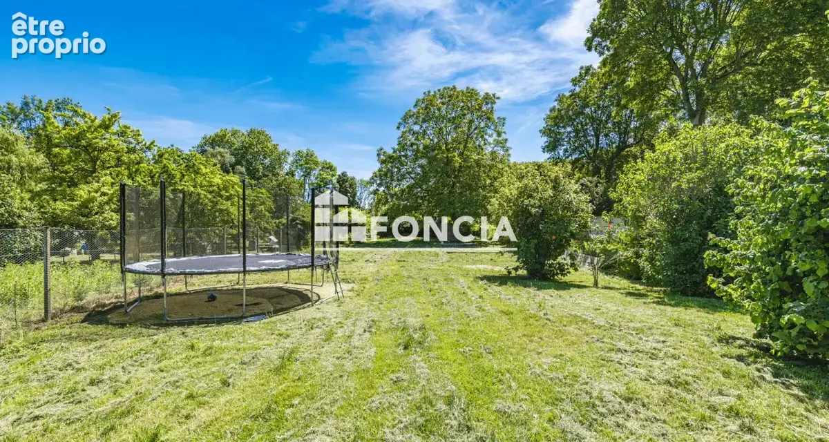 Maison familiale de 145 m² avec 4 chambres, grand jardin, terrasse et garage à Tours-sur-Marne - photo 14