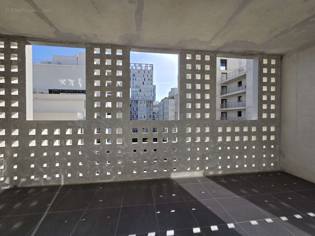 Appartement à MARSEILLE-2E