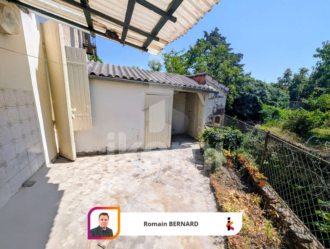 Maison de ville 67 m2   Centre-ville de Bergerac - photo 3
