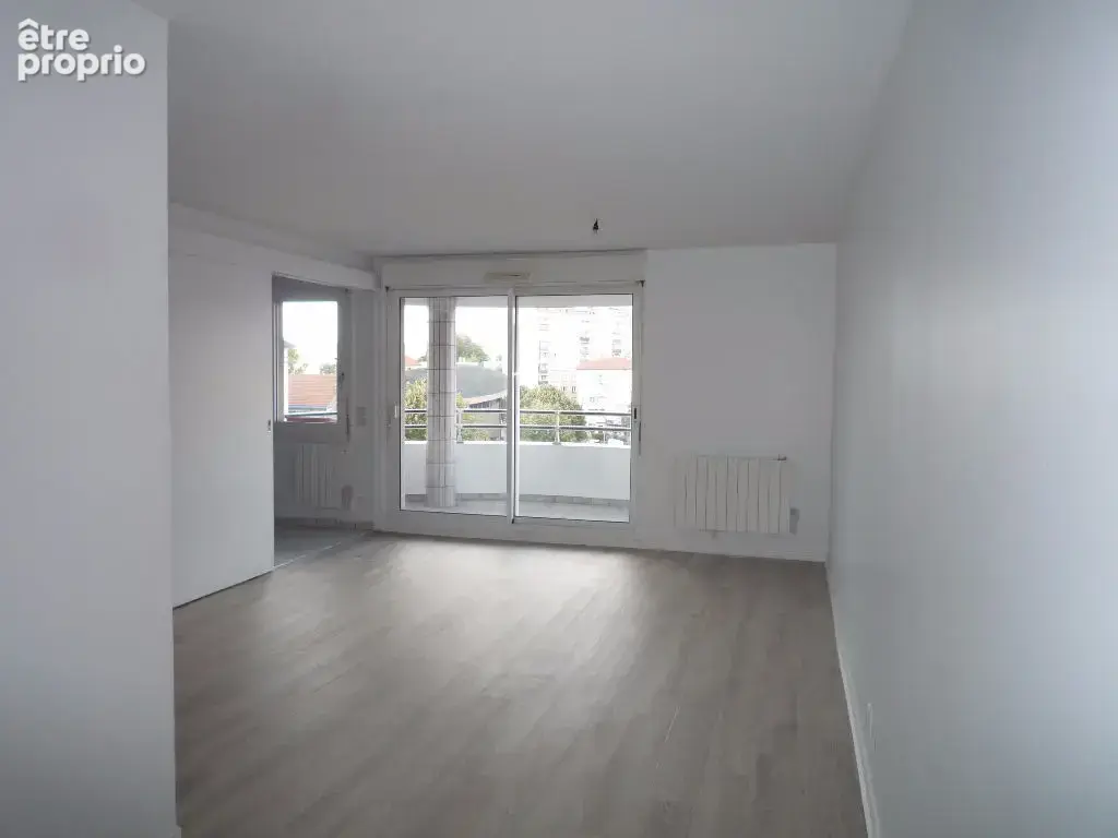 Appartement ERMONT - 1 pièce - 39.25 m² - photo 5