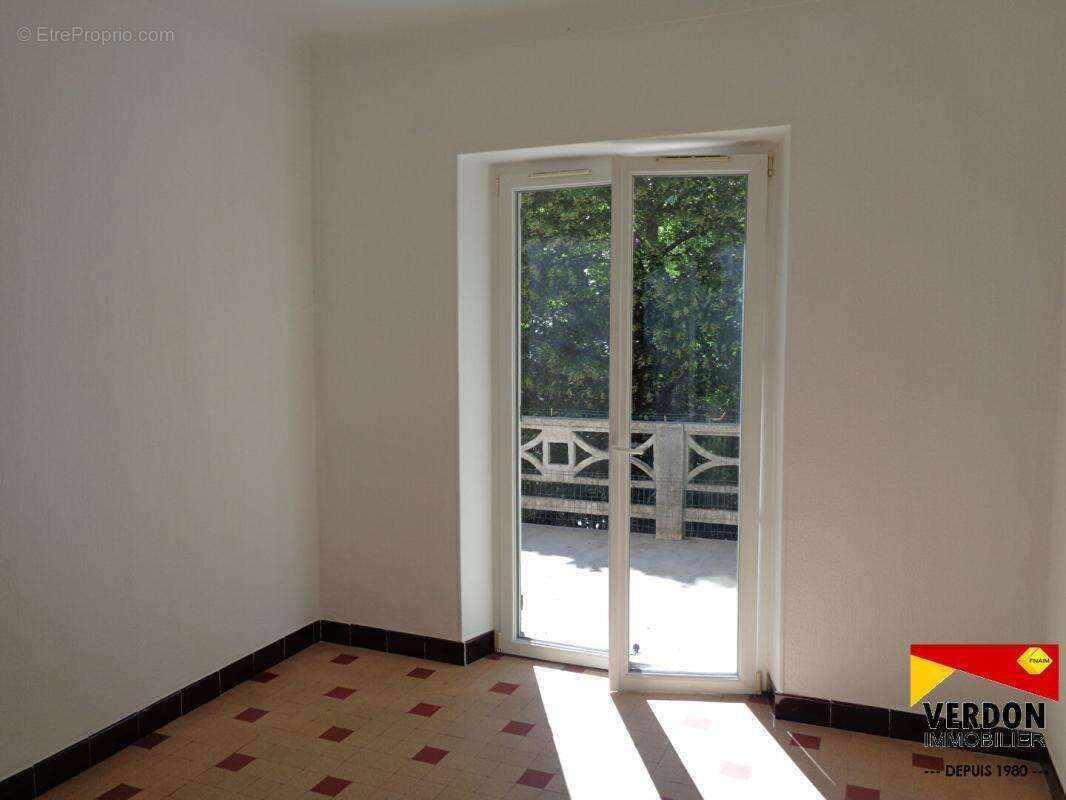 Maison à SAINT-ANDRE-LES-ALPES