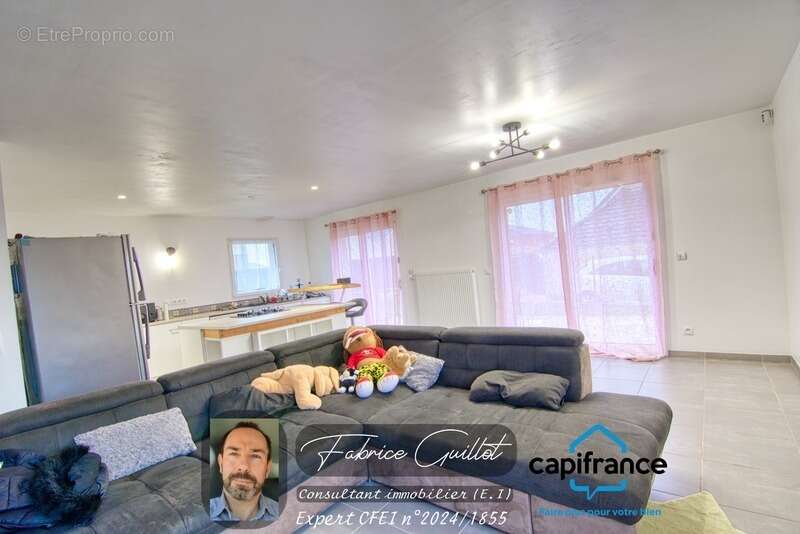 Maison à DANNEMARIE-SUR-CRETE