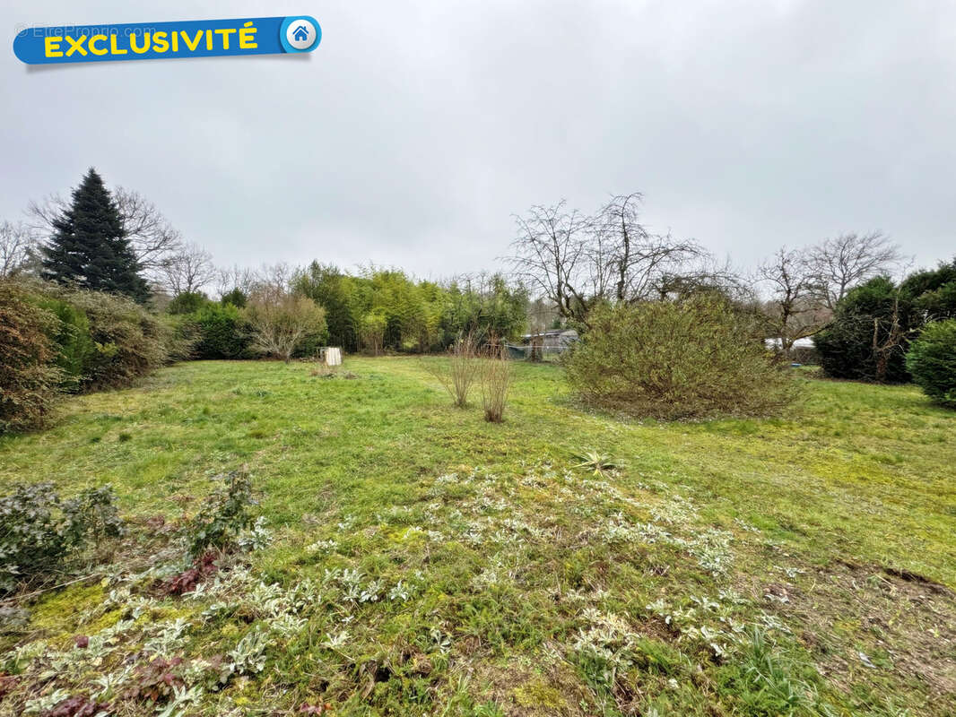 Maison à SAINT-MARTIN-D'ABBAT