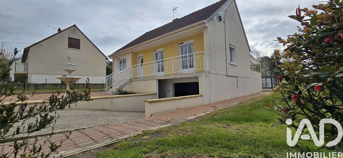Photo 3 - Maison à REIMS