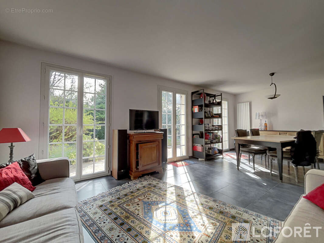 Maison à GIF-SUR-YVETTE