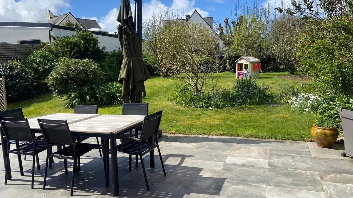 Maison à SAINT-RENAN