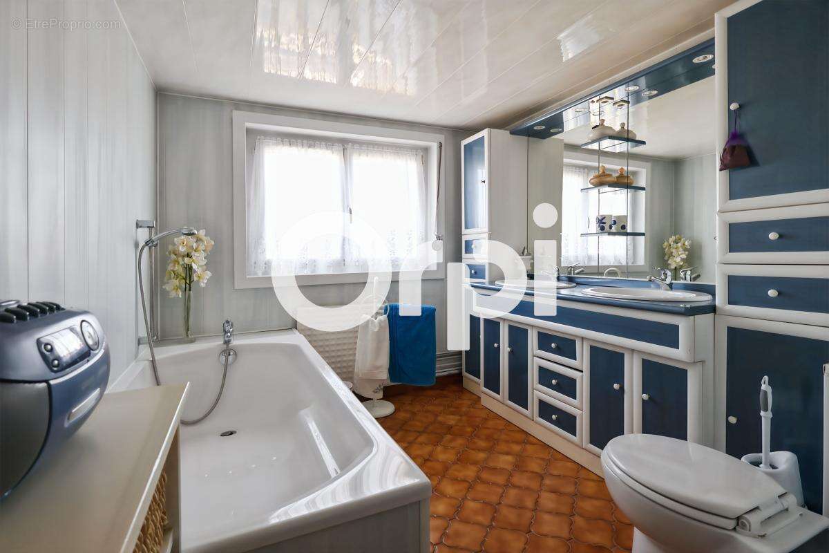 Maison à CAPPELLE-LA-GRANDE