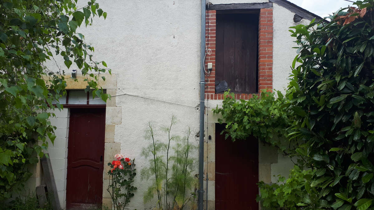 Maison à LUCAY-LE-LIBRE