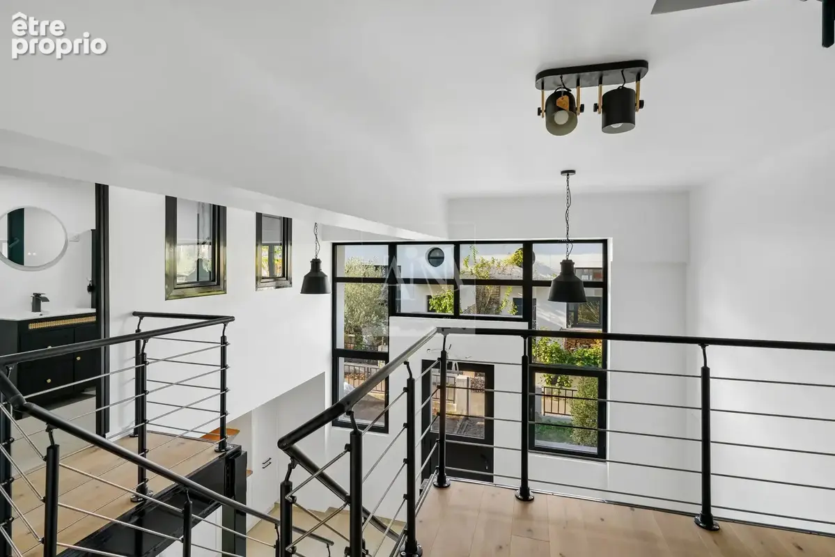 Photo Maison à Nanterre au prix de 842 400€