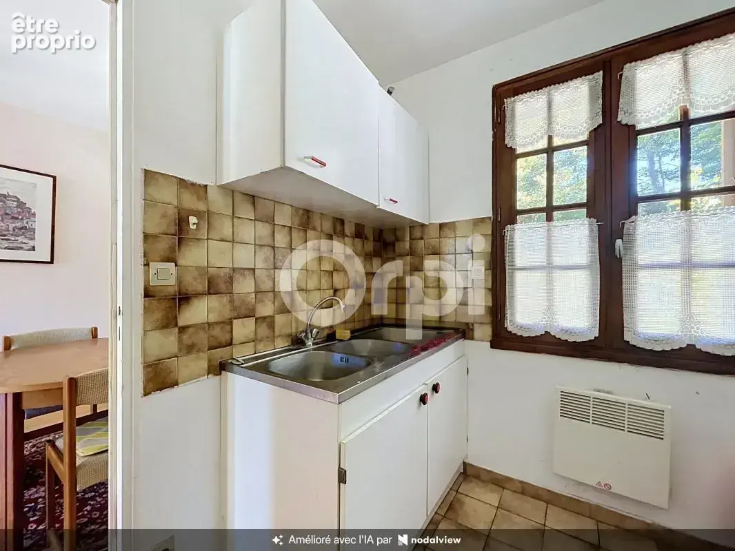  Petite maison en bon état général – Secteur résidentiel Sarliac‑sur‑l’Isle - photo 7