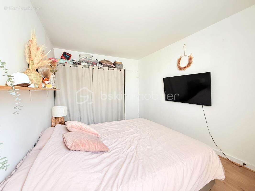 Appartement à NEUILLY-PLAISANCE