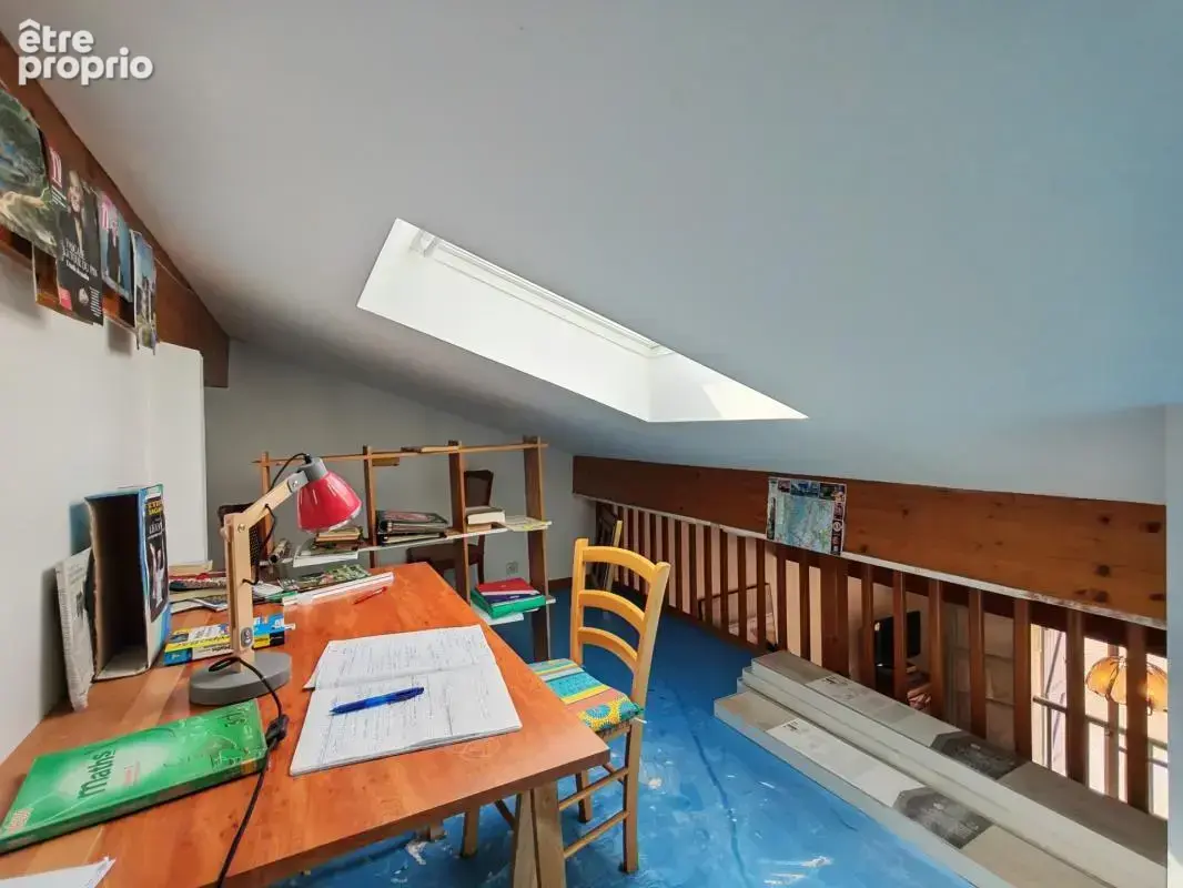 Immeuble de rapport avec T2 loué, T4 libre et garage à Pavie. Idéal investisseur - photo 6