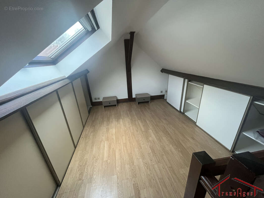 Appartement à VAUHALLAN