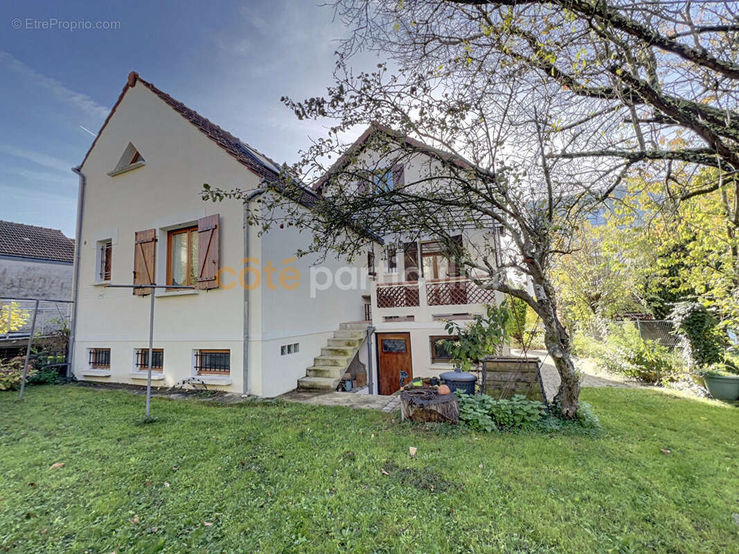 Maison à THORIGNY-SUR-MARNE