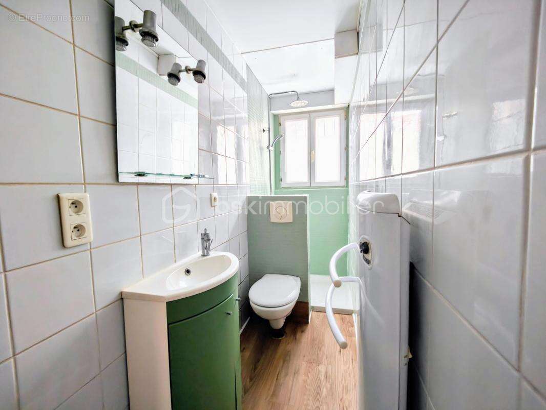 Appartement à BEYNES