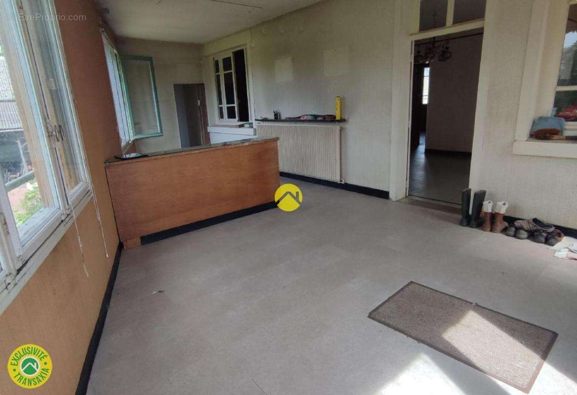 Grand garage! - photo 4