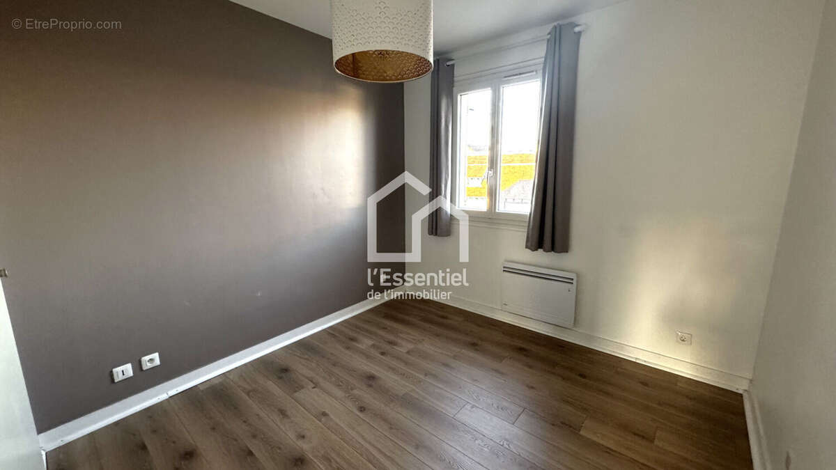 Appartement à VERNEUIL-SUR-SEINE