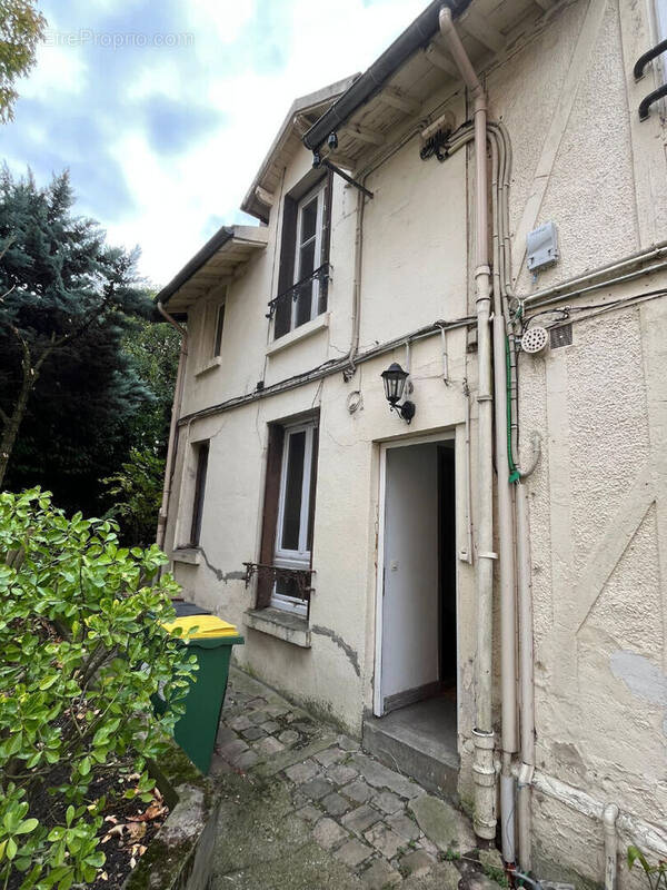 Appartement à FONTENAY-AUX-ROSES
