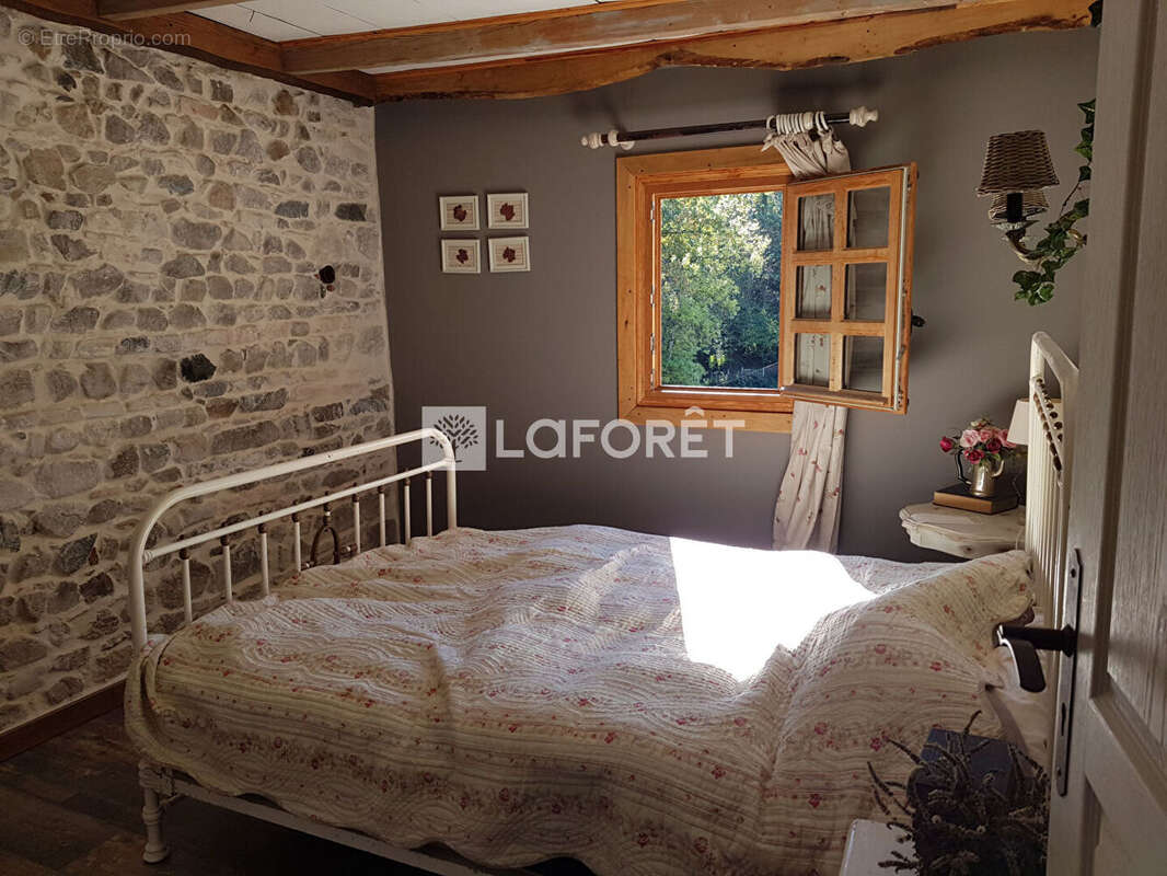 Maison à BELLEVILLE