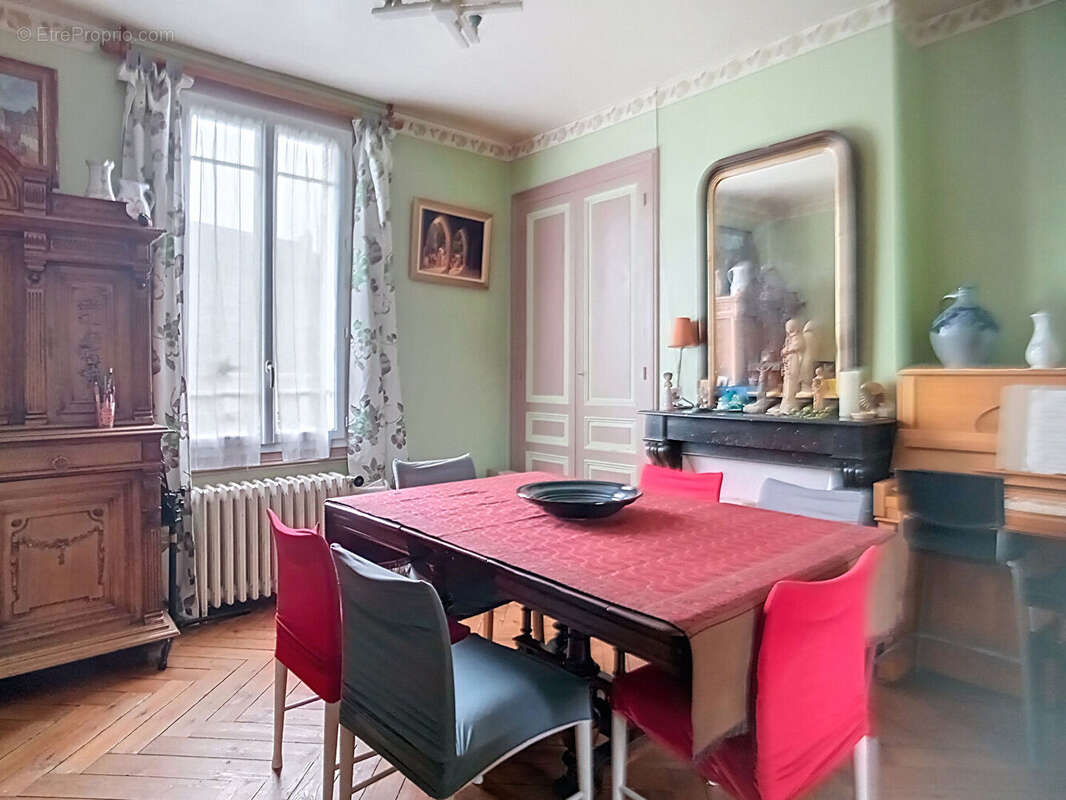 Maison à SAINT-AUBIN-LES-ELBEUF