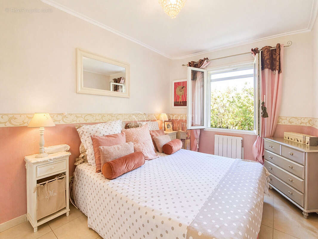 Maison de plain pied aux Taillades - photo 7