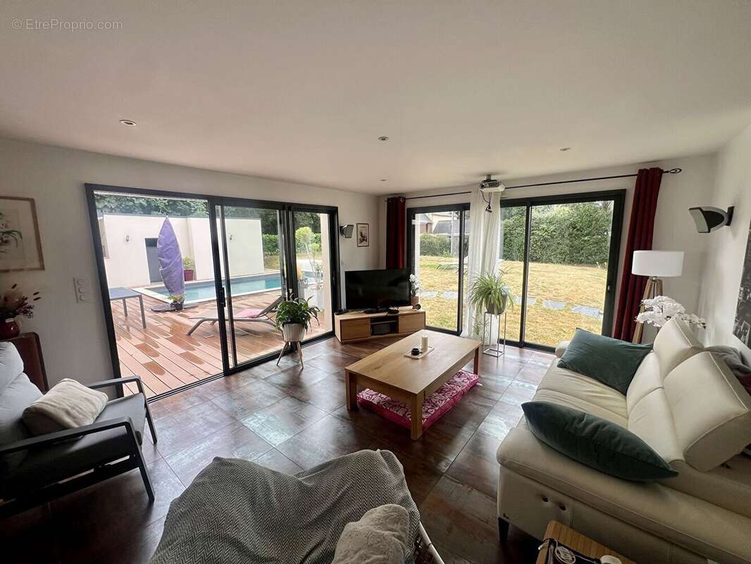 Maison 7 pièces avec piscine BRIEUC DES IFFS - photo 5