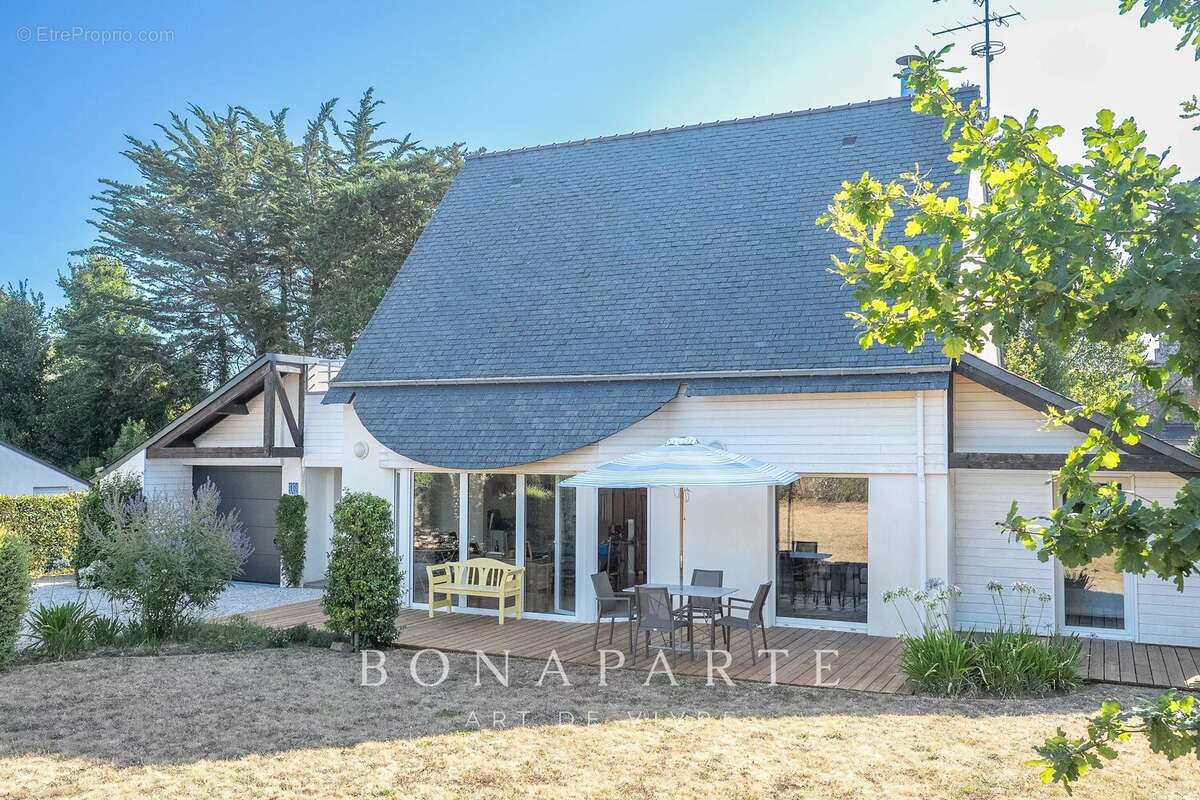 Golfe du morbihan, locmariaquer : maison 4 chambres, jardin paysagé de 975 m², le golfe à 300 m à pied - photo 2