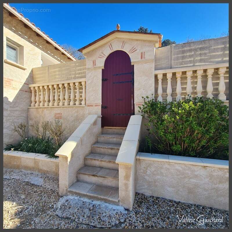 Maison à SAINT-GERMAIN-DU-SALEMBRE