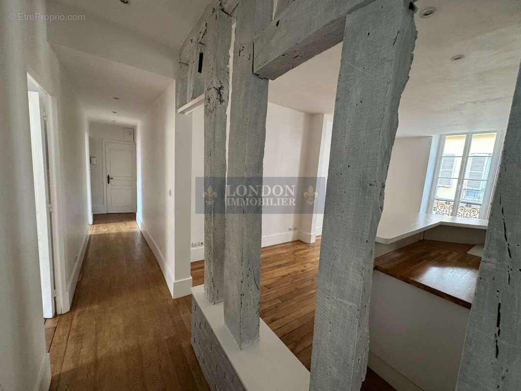 Appartement à VERSAILLES