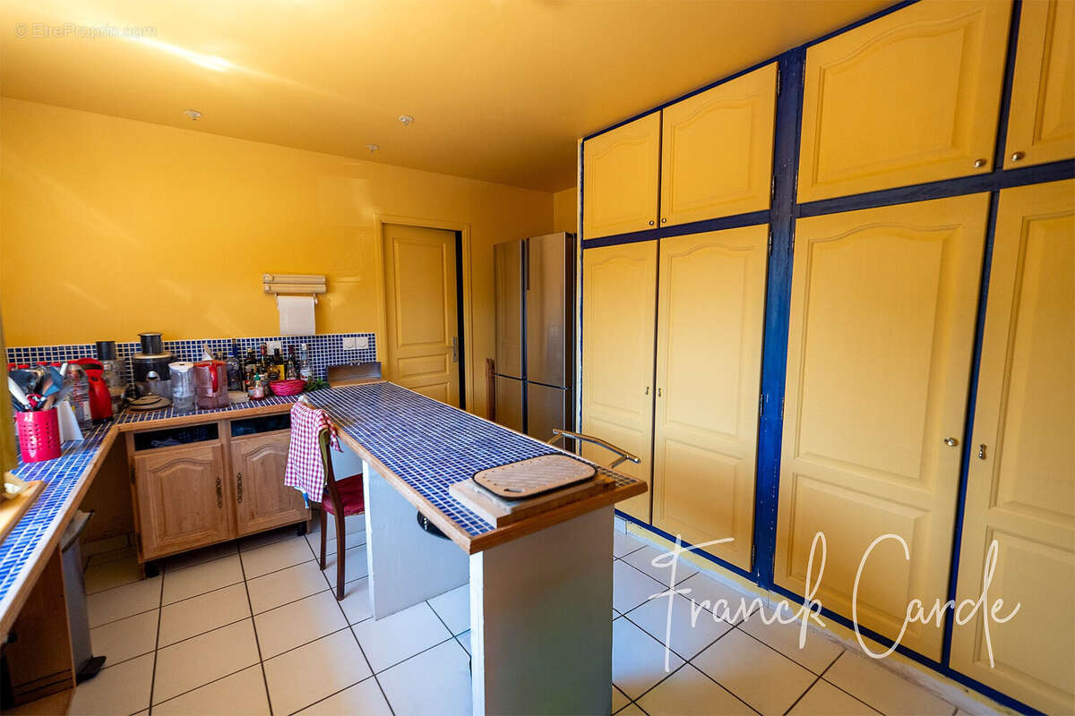 Maison 242 m² à Le Mesnil-Sous-Jumieges  - photo 9