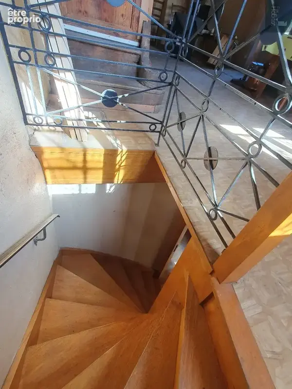 Maison place de l'Eglise - photo 3