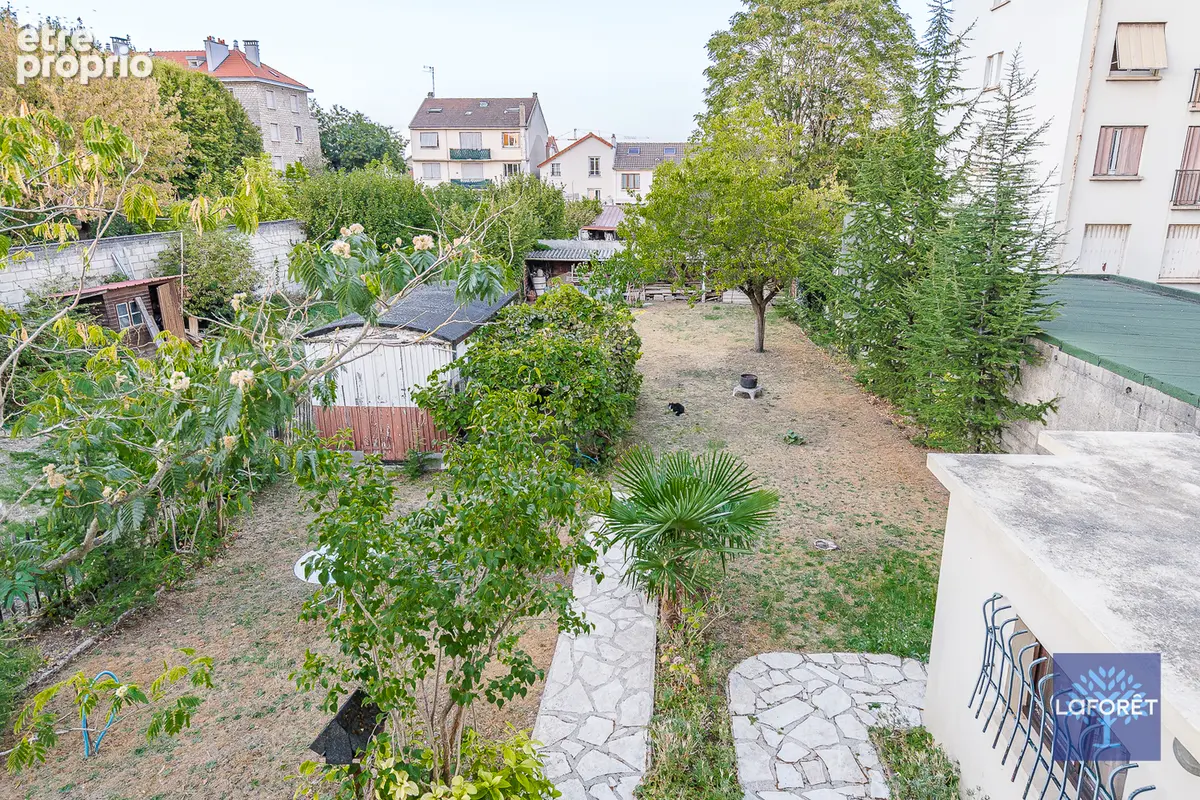Immeuble Noisy Le Sec 8 pièce(s) 250 m2 - photo 8