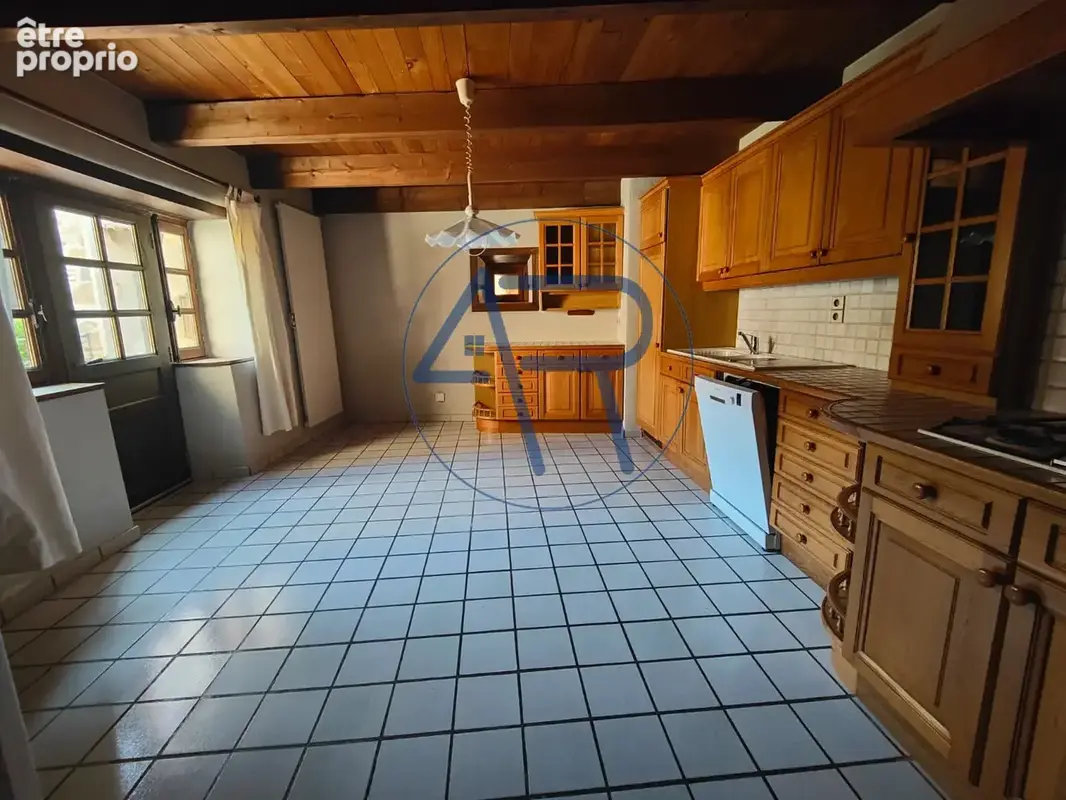 Maison de caractère au cœur de Lavaudieu - photo 2