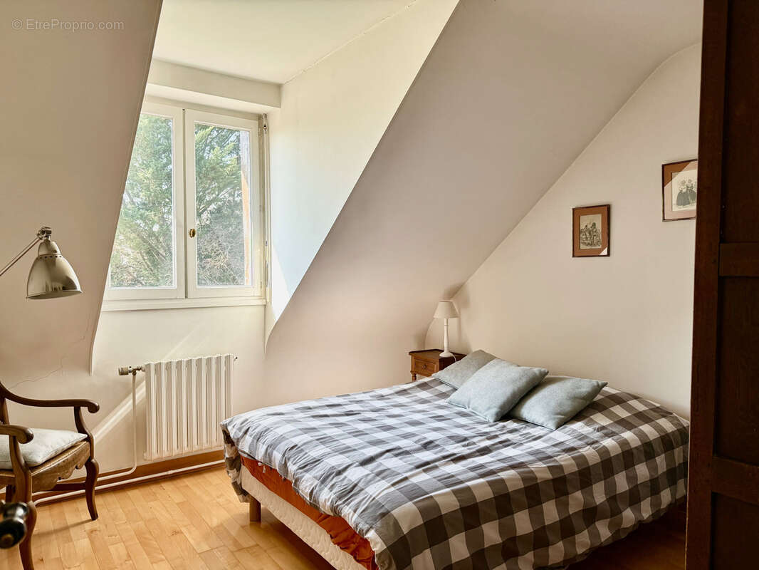 Maison à PONT-SAINTE-MARIE